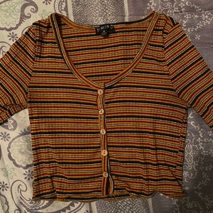 Striped shirt from plaza mexicos “fashion avenue”